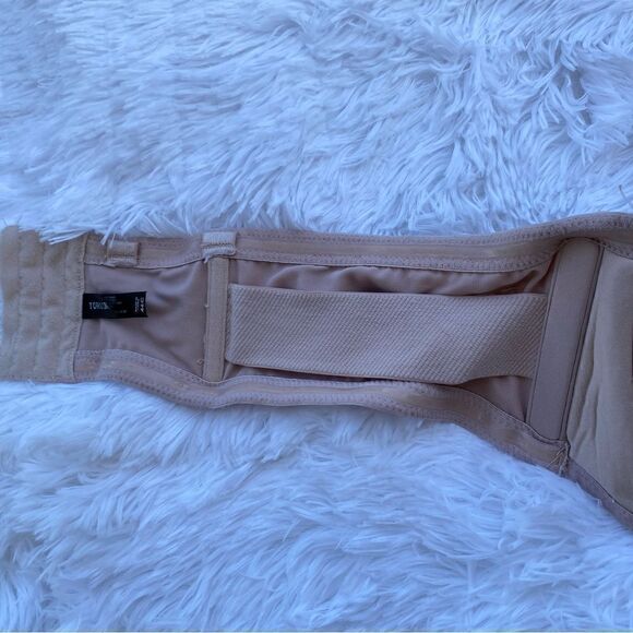 Torrid Curve Tan Lace Detail Underwire Bra Size 46C - Picture 6 of 8